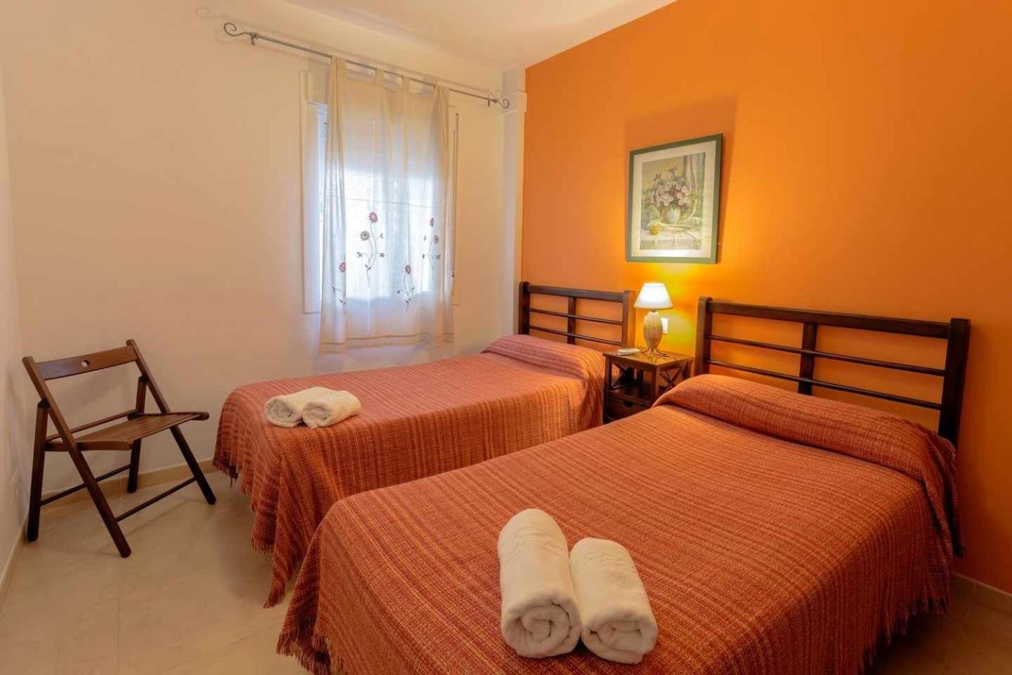 Apartamento Chimenea Playa - 2 Dormitorios Y Terraza Nerja Luaran gambar